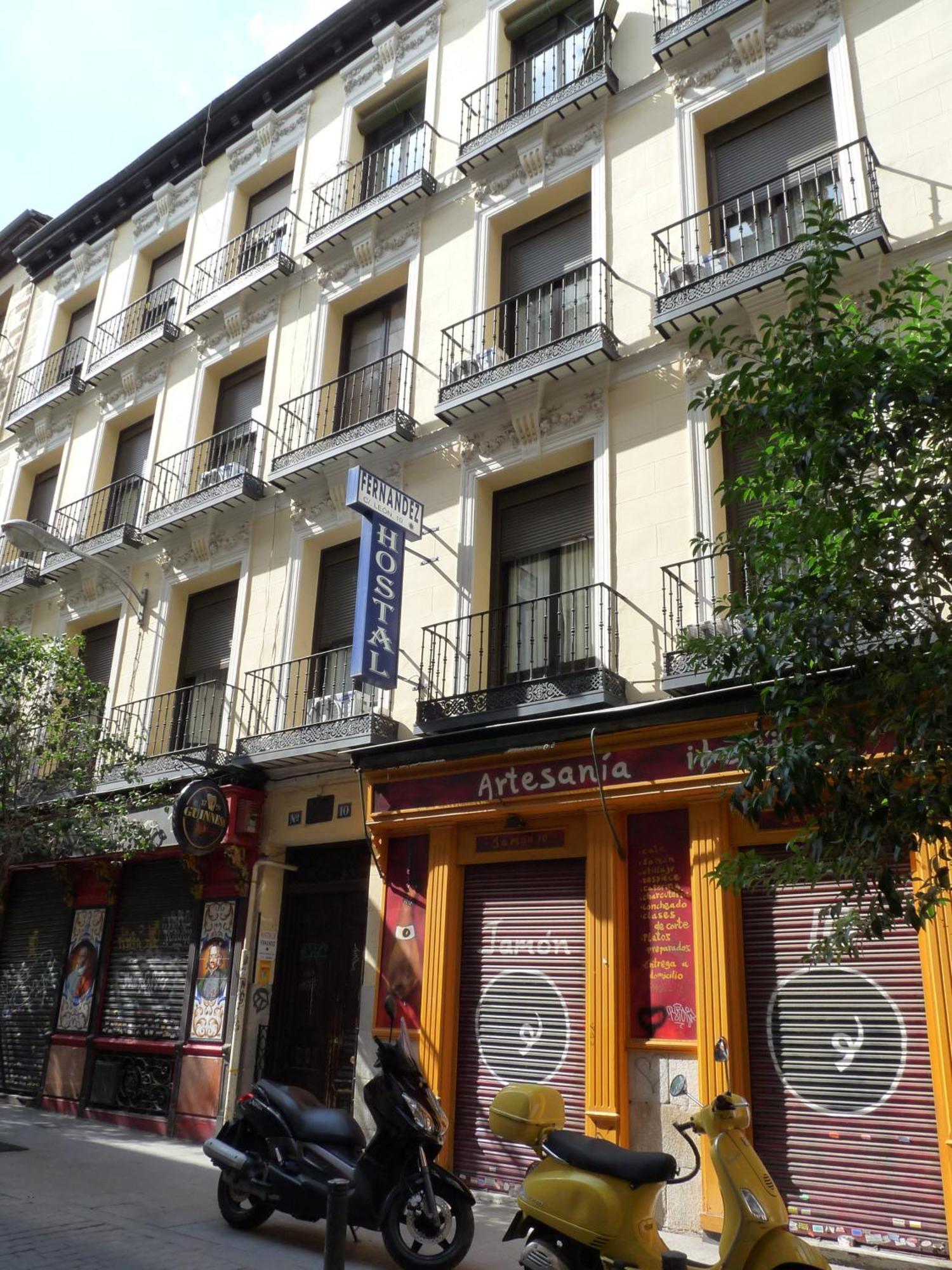 Hostal Fernandez มาดริด ภายนอก รูปภาพ